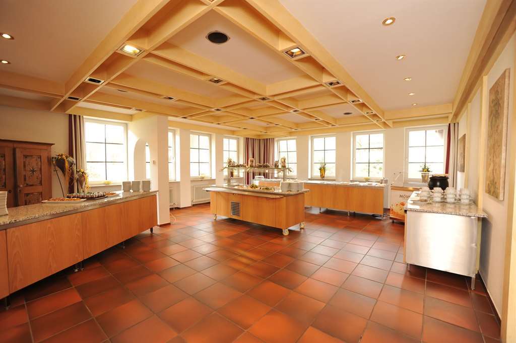 Hotel Sonnenhof Pleinfeld Restoran fotoğraf